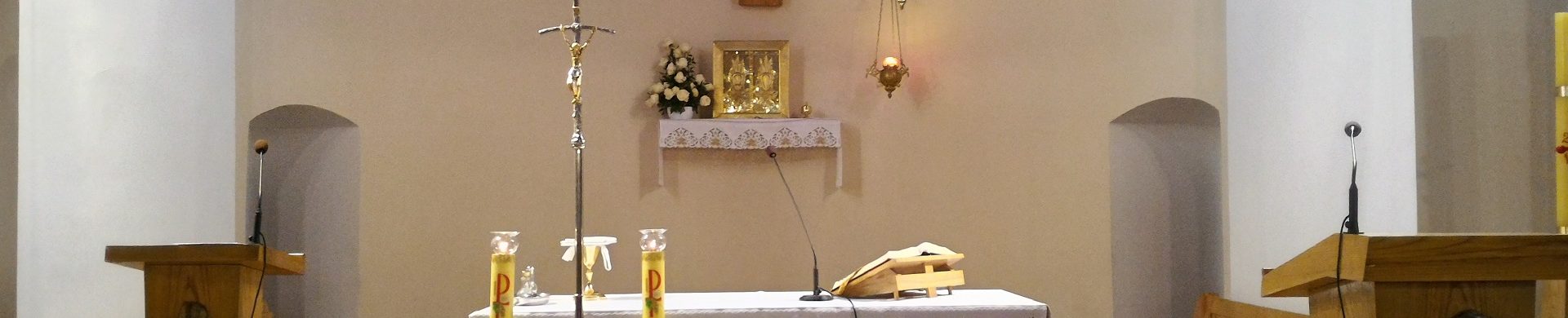 Poświęcenie nowego ornatu z wizerunkiem św. O. Pio