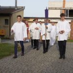 Czwartek (1)